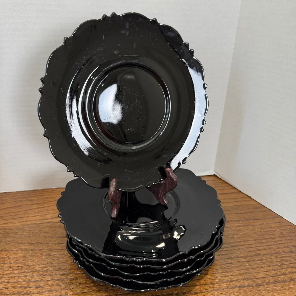 L. E. Smith Black Amethyst Glass 8
